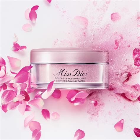 miss dior scented blooming powder review